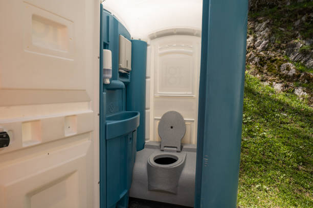 Best Portable restroom trailer rental  in Pennington Gap, VA